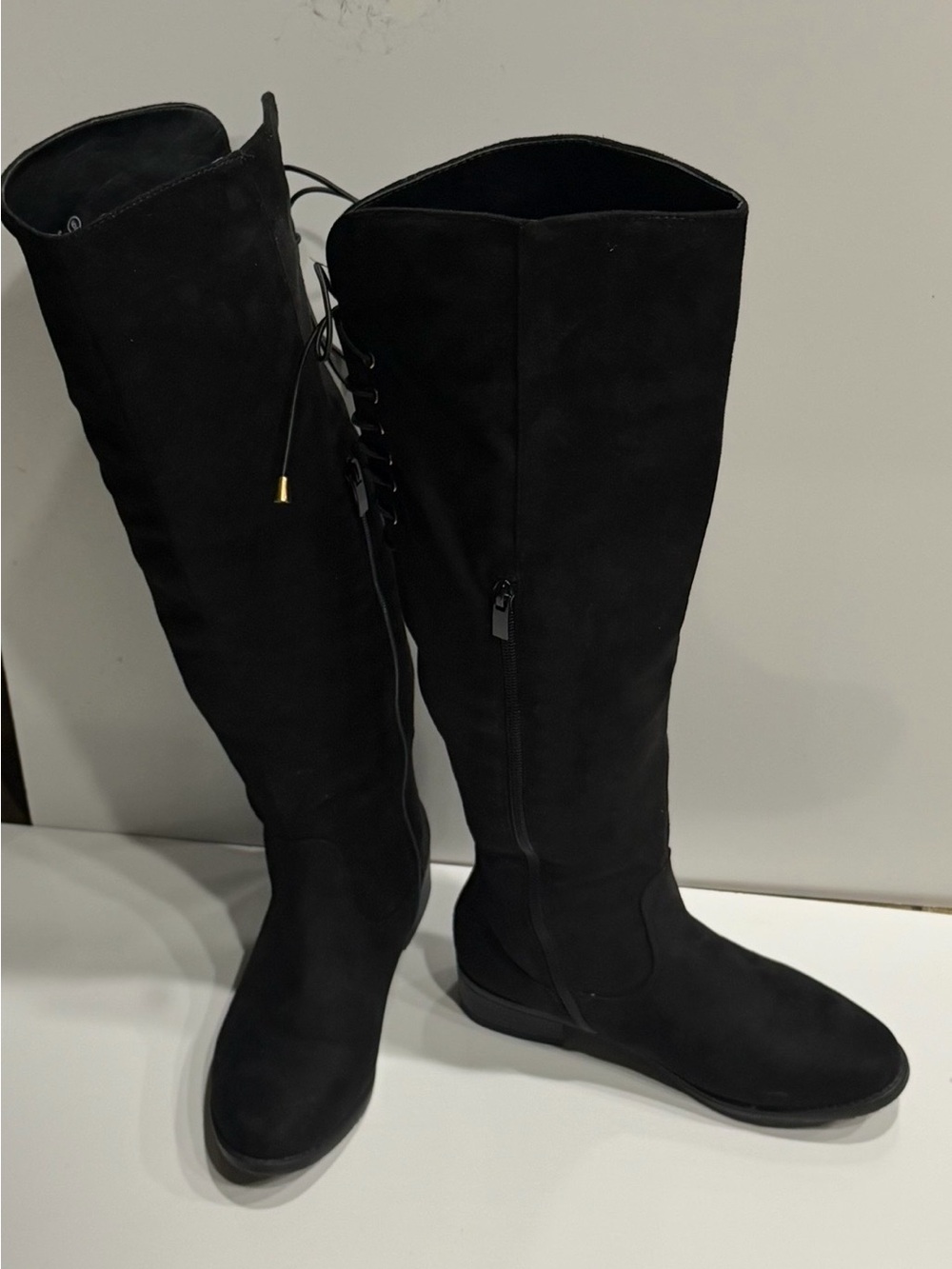 Top MODA Jones Suede Knee High Round Toe Lace Up Boots- Size 6 1/2